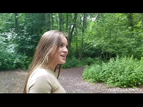 ❤️ エベリナに公共の場でのファックを提案した。彼女はイエスと言った。そして、私は彼女のお尻をファックし、彼女の口の中にザーメンを入れた。そして彼女は小便をした。 ❤️❌ ロシアポルノ ❌️❤